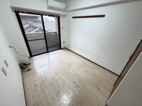 サンパレス横川