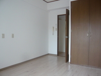 サンパレス横川