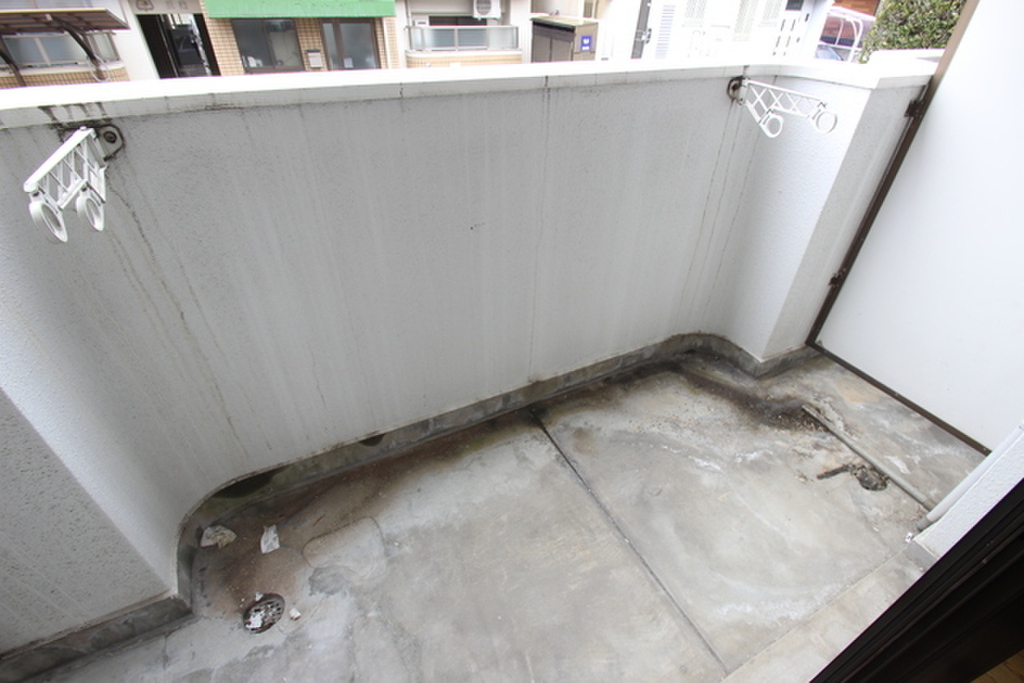 (6/28) バルコニー