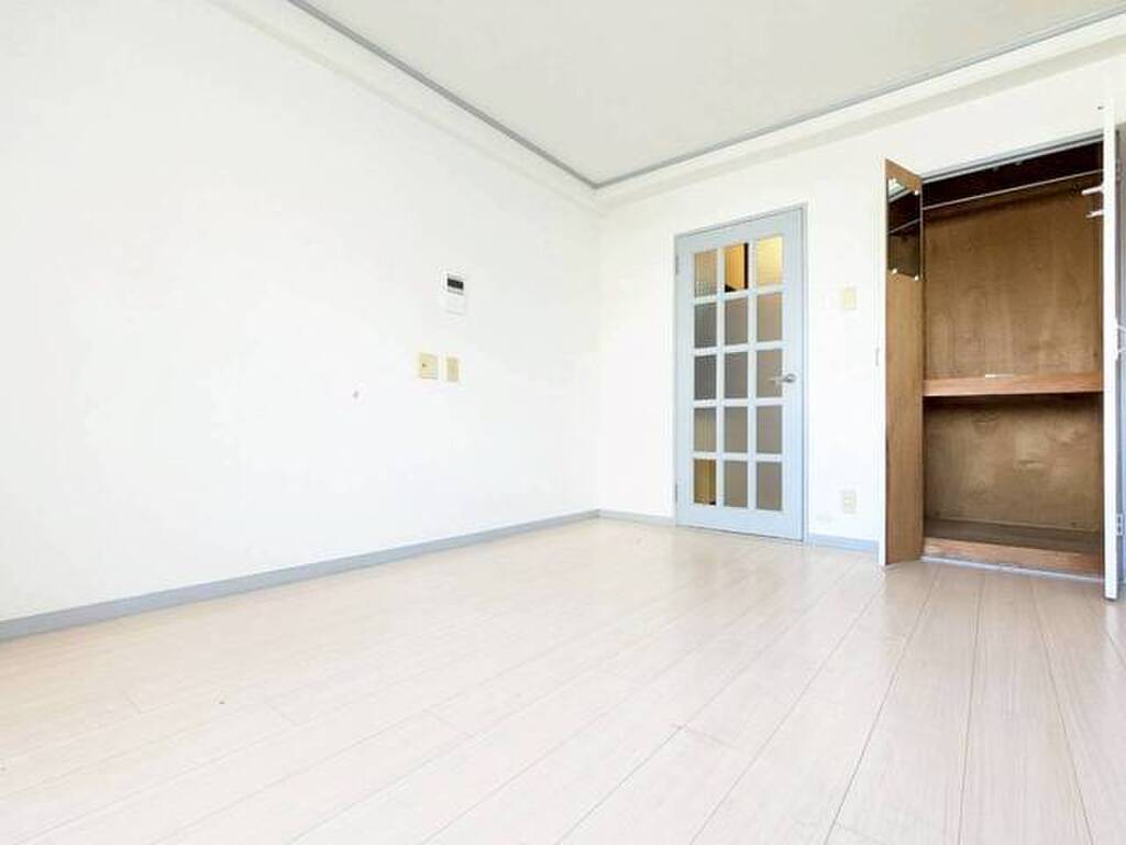 (16/29) 居室・リビング