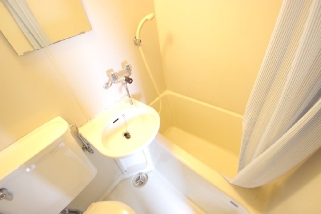 (6/25) 玄関 (6/25) 玄関