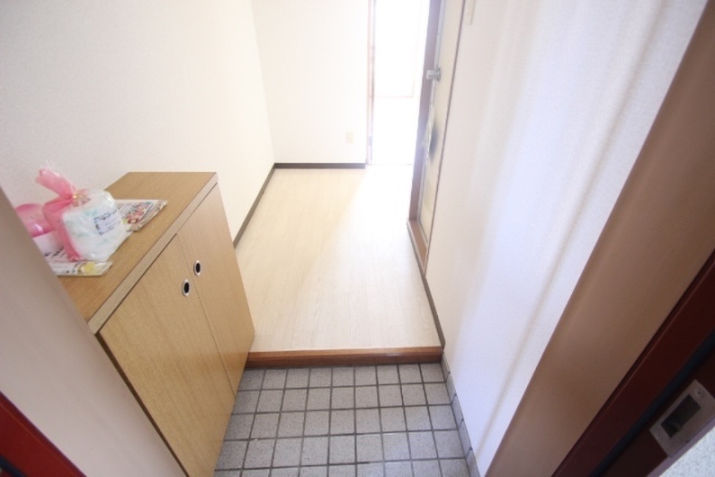 (16/26) 玄関 (16/26) 玄関