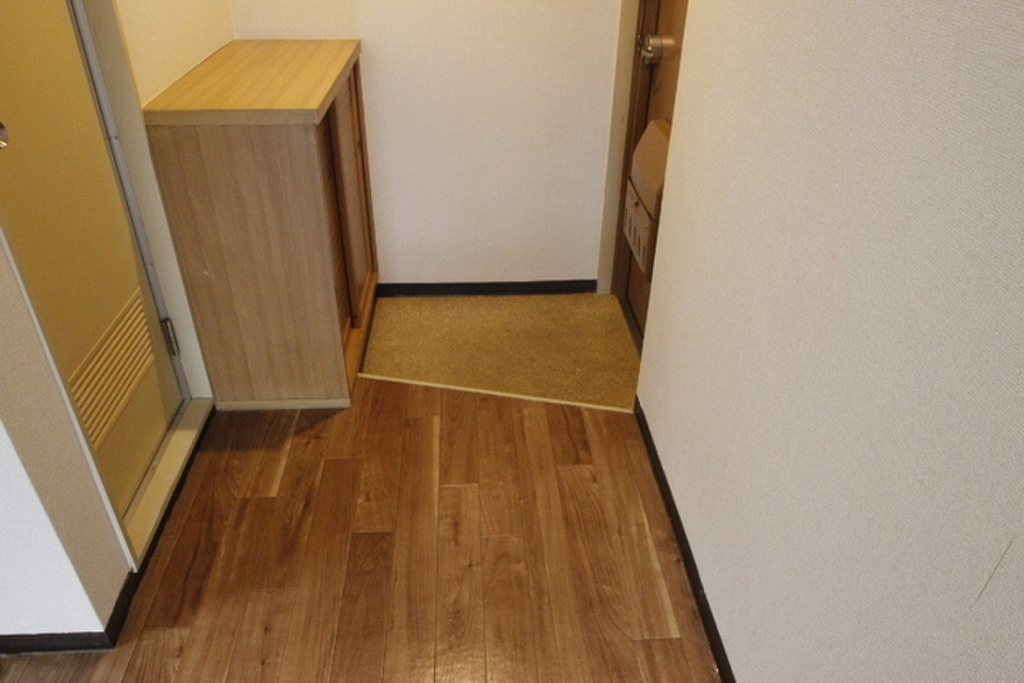 (14/23) 玄関 (14/23) 玄関