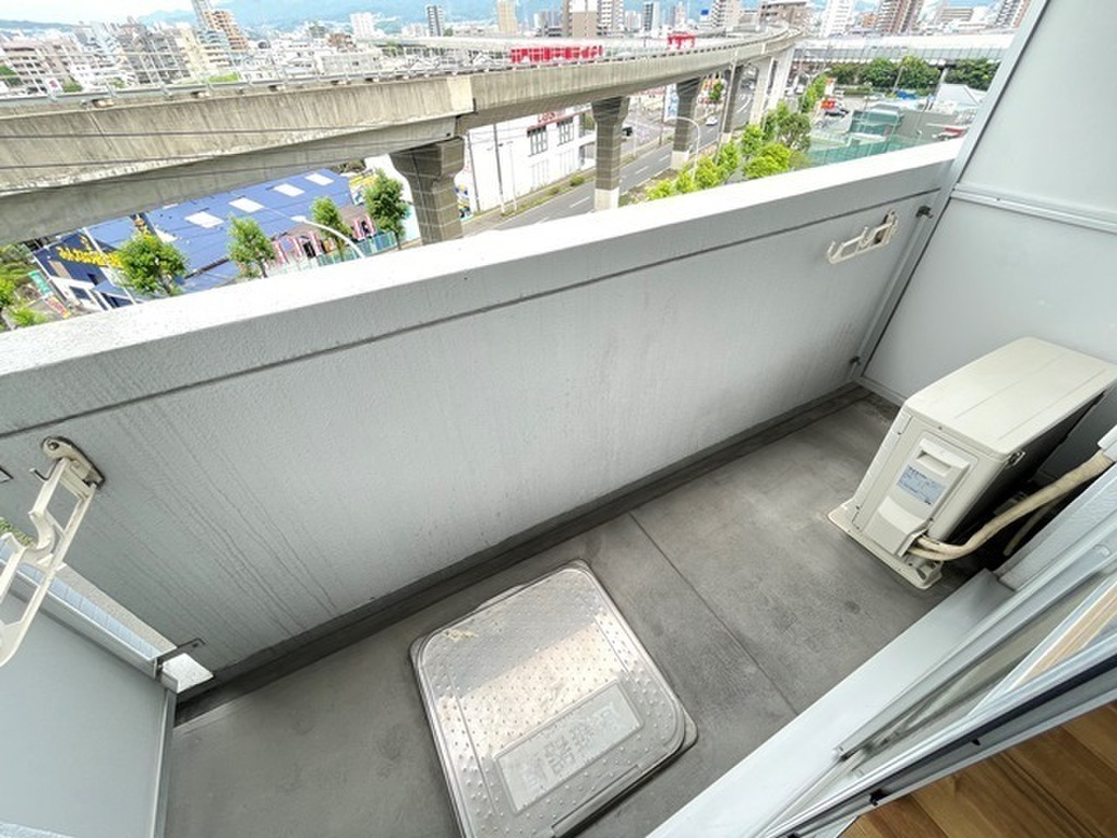 (12/25) バルコニー