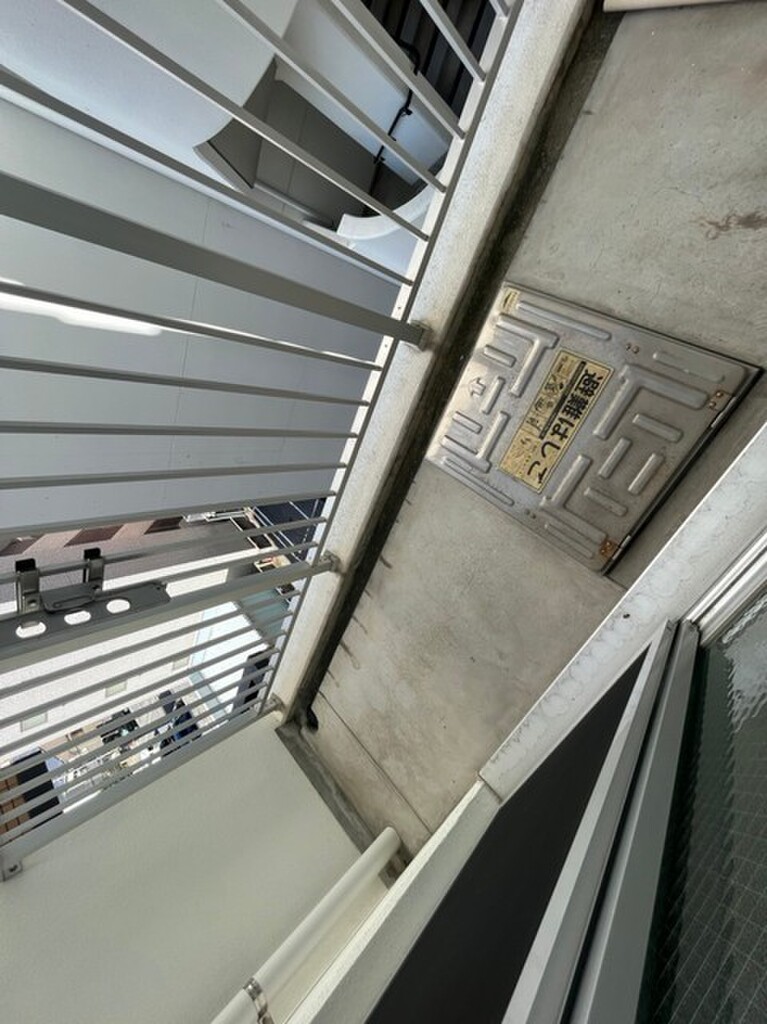 (12/26) バルコニー