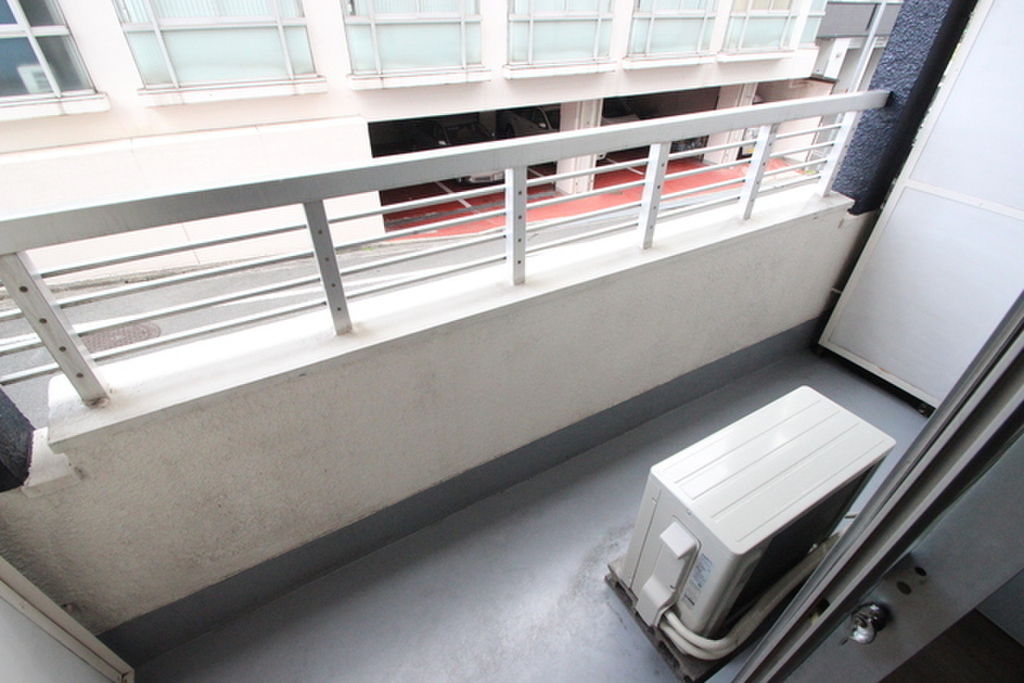 (6/29) バルコニー