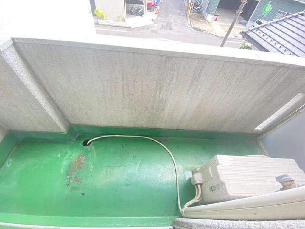 (14/20) バルコニー