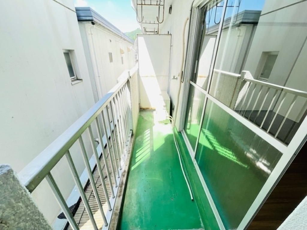 (8/20) バルコニー (8/20) バルコニー