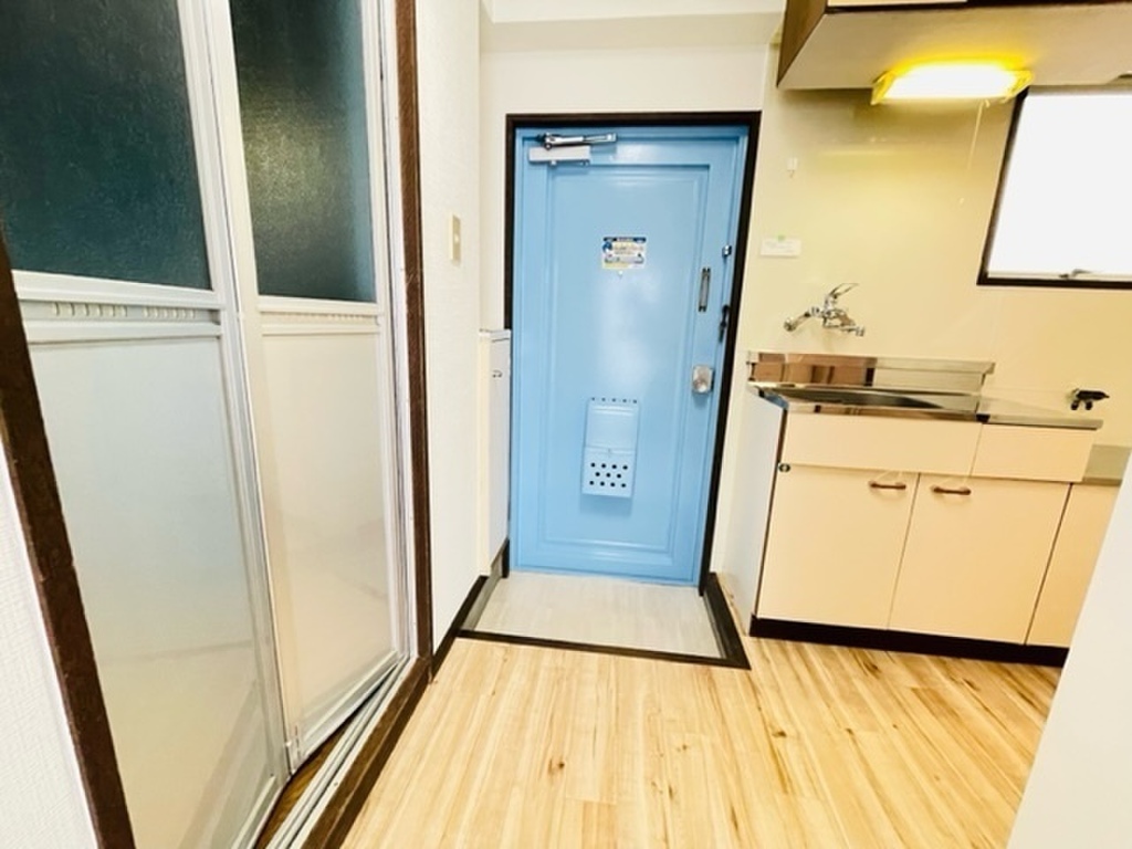 (11/20) 玄関 (11/20) 玄関