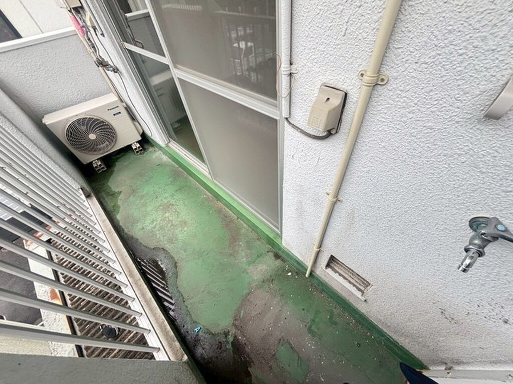 (13/19) バルコニー