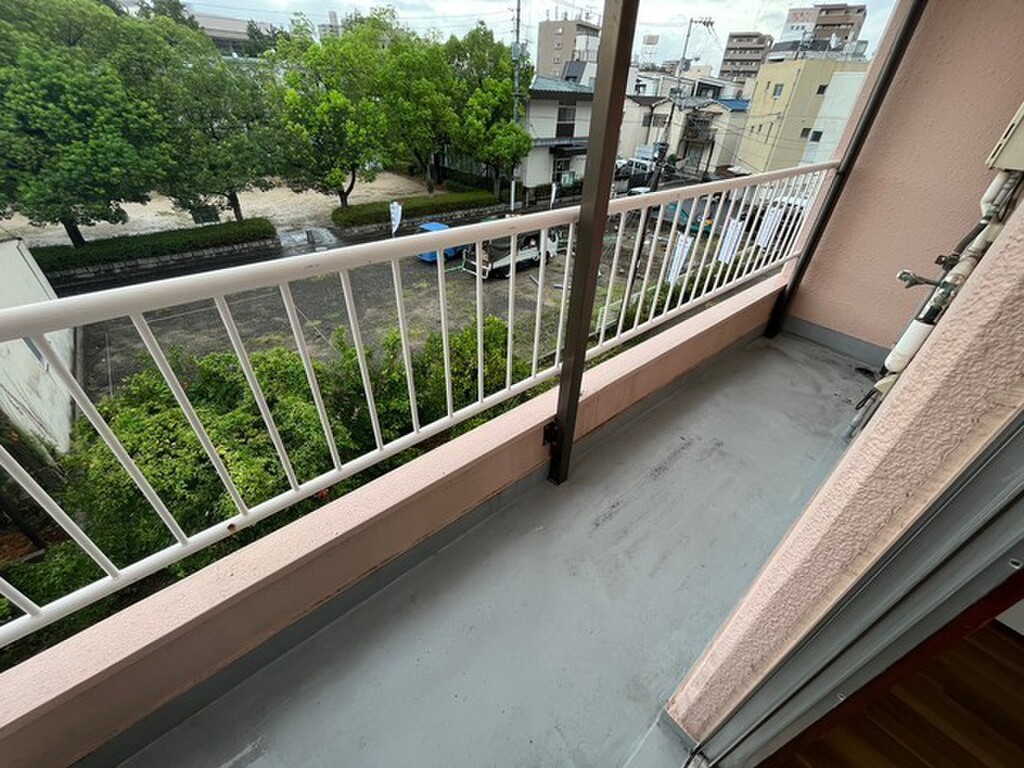 (12/20) バルコニー