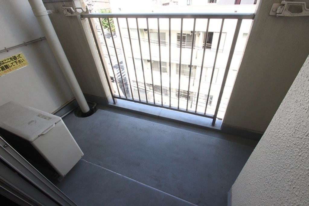 (10/27) バルコニー