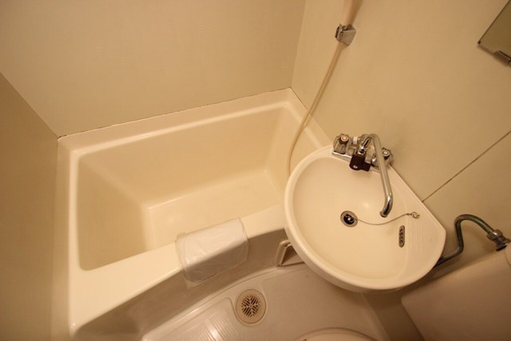 (4/26) 他号室の写真です (4/26) 他号室の写真です