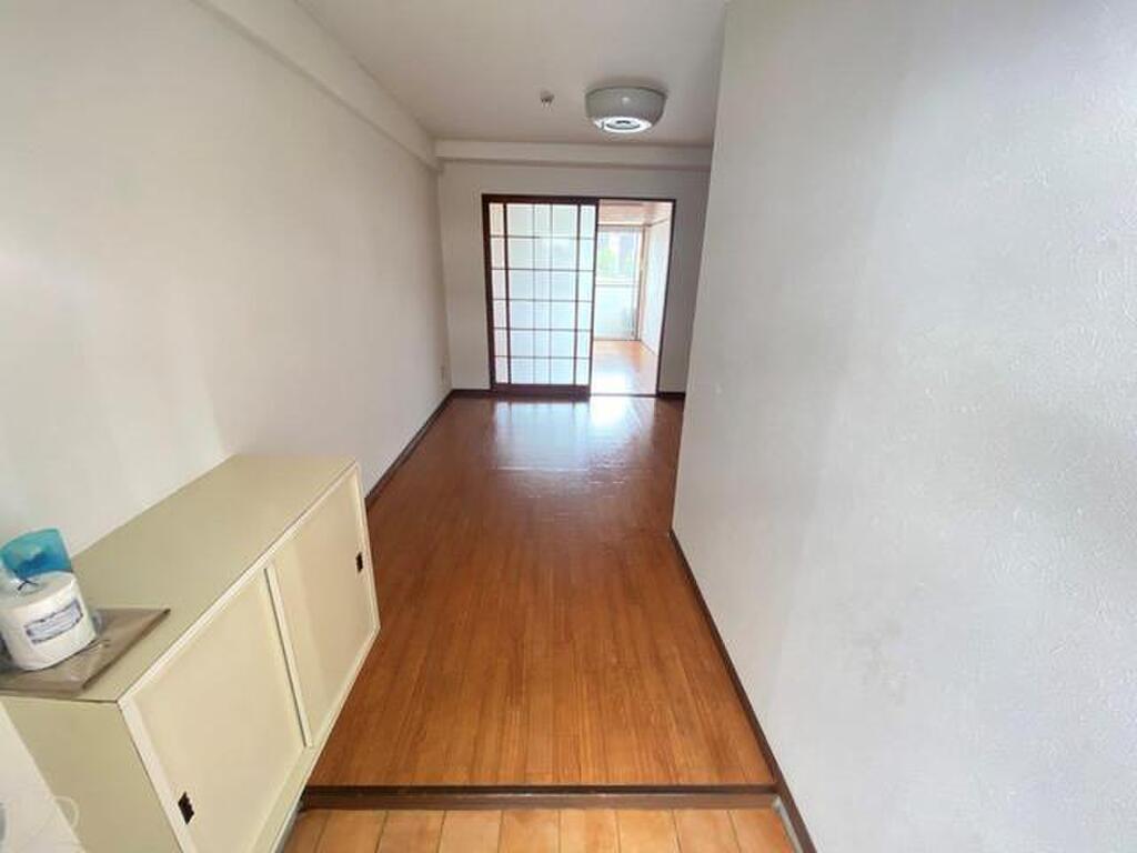 (6/26) 玄関 (6/26) 玄関