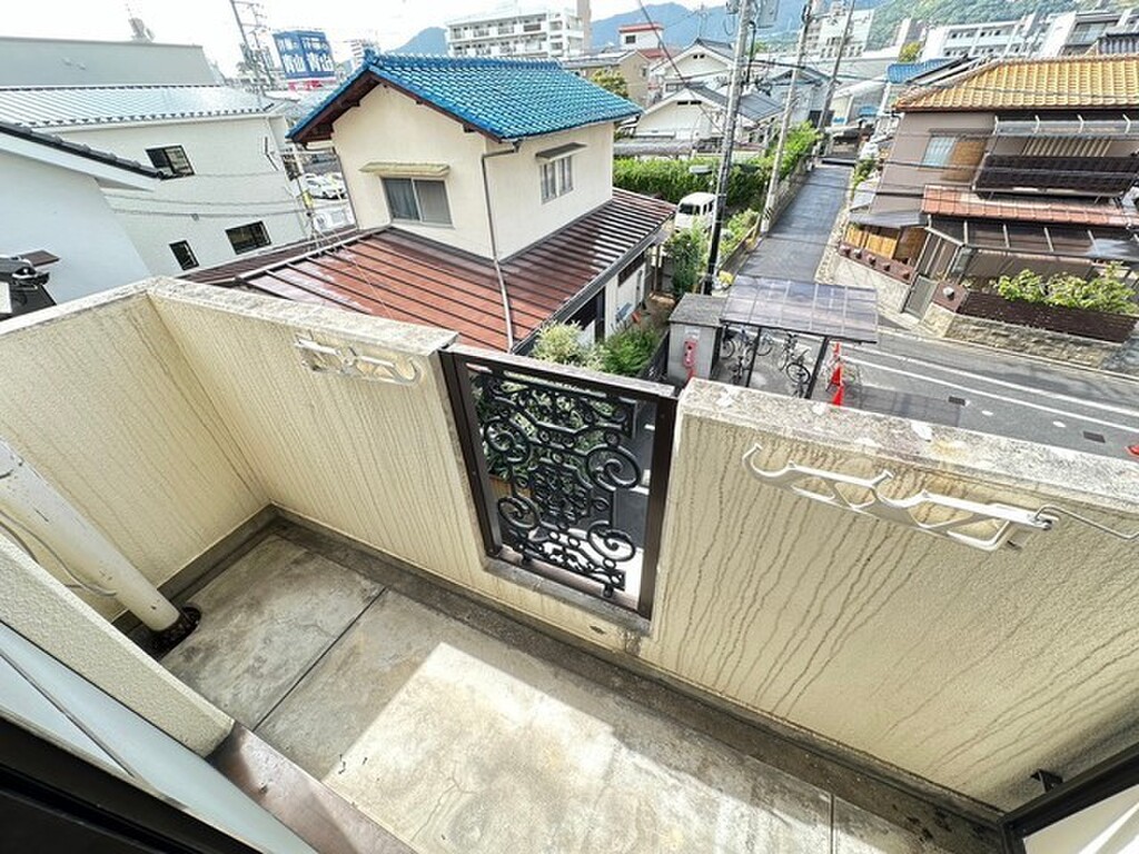 (8/24) バルコニー (8/24) バルコニー