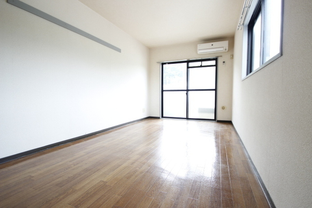 (2/24) 居室・リビング (2/24) 居室・リビング