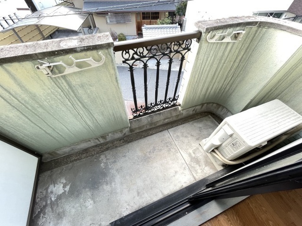 (5/23) バルコニー