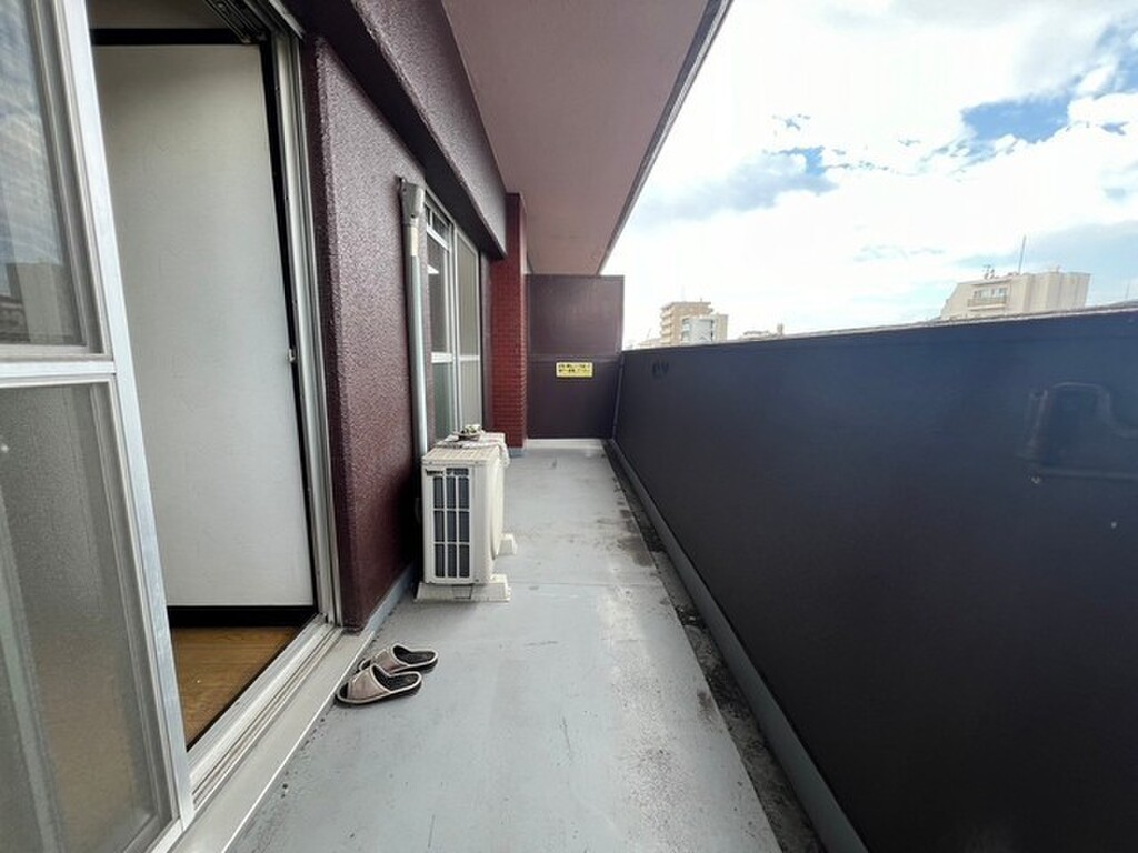 (10/27) バルコニー (10/27) バルコニー