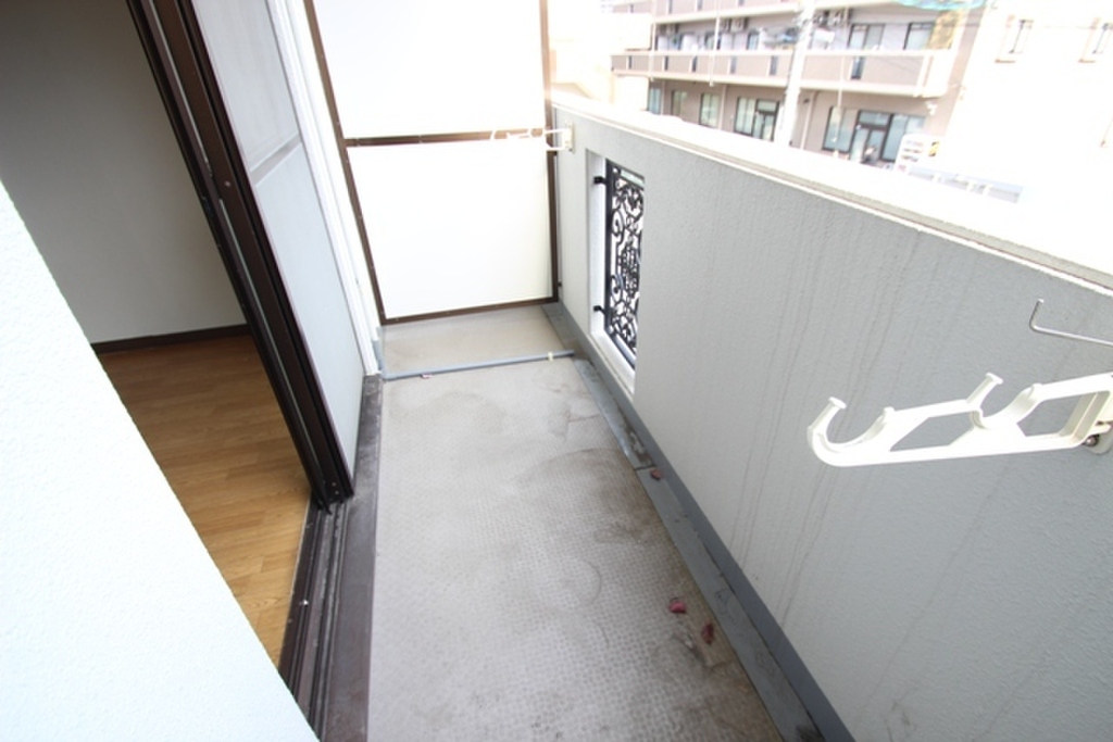 (11/23) バルコニー (11/23) バルコニー