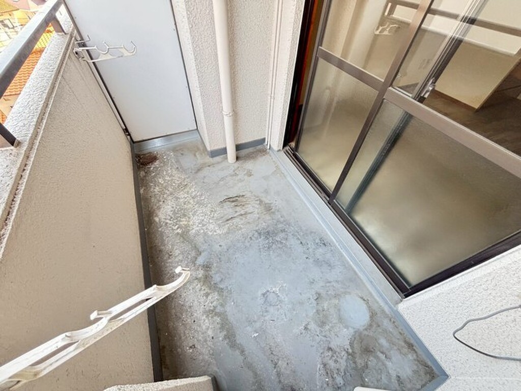 (14/27) バルコニー