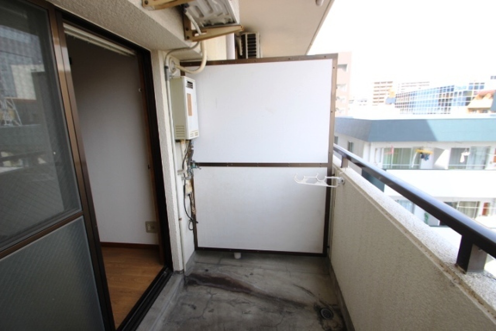 (8/25) バルコニー