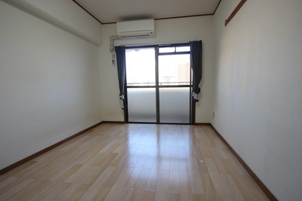 (6/26) 居室・リビング (6/26) 居室・リビング