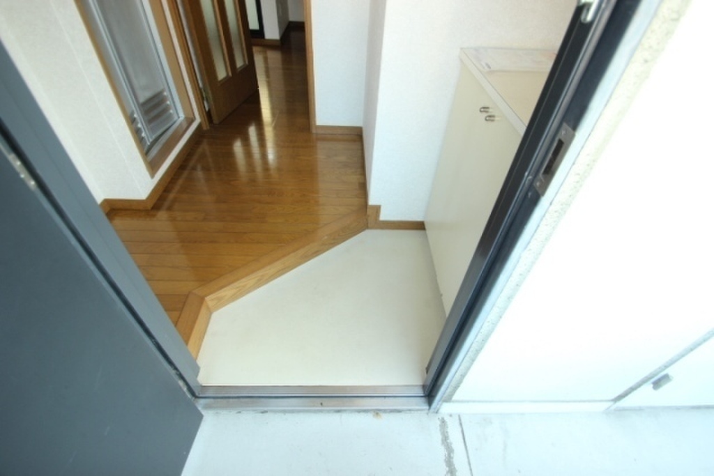 (6/27) 玄関 (6/27) 玄関