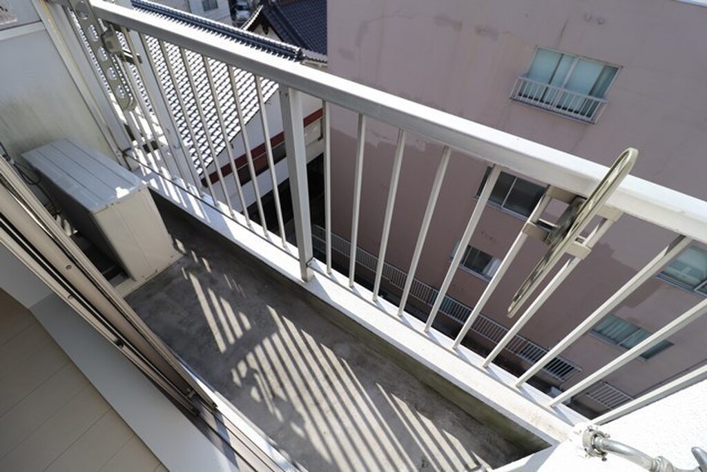 (11/26) バルコニー