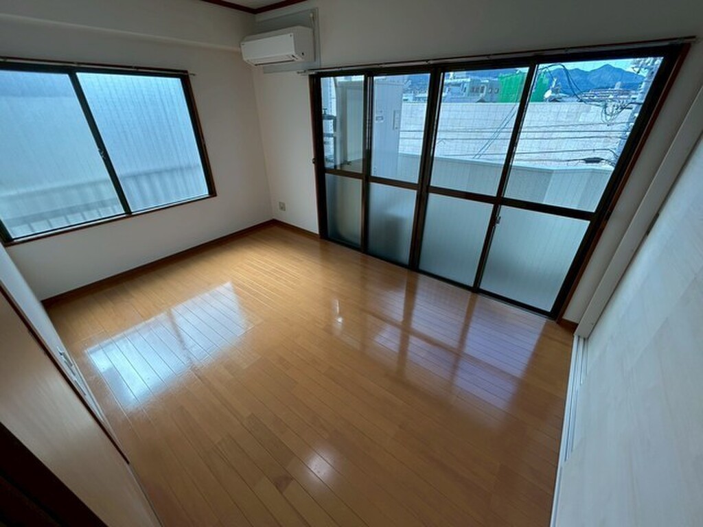 (3/26) 居室・リビング (3/26) 居室・リビング