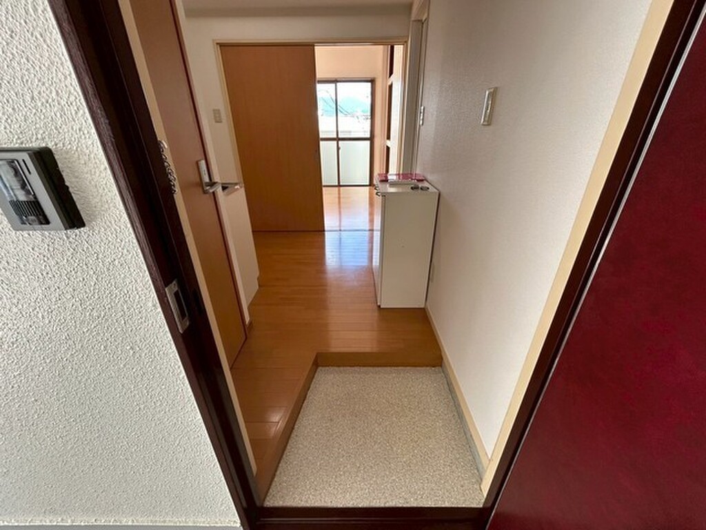 (8/26) 玄関 (8/26) 玄関