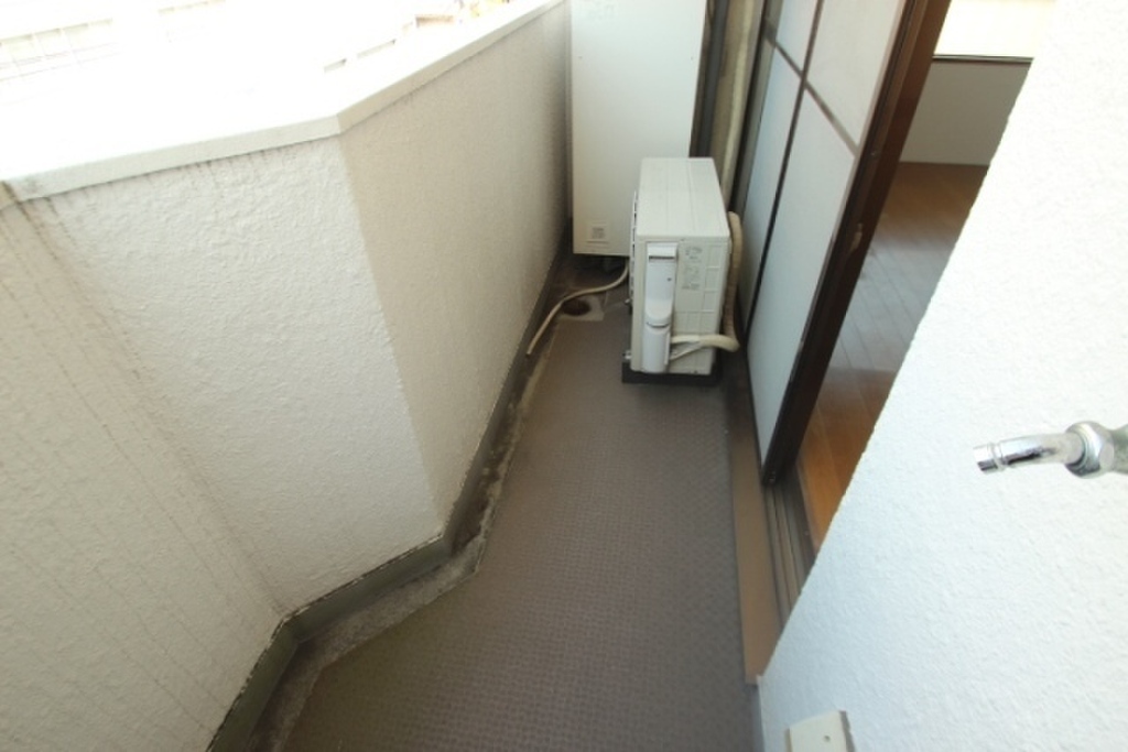 (11/25) バルコニー (11/25) バルコニー