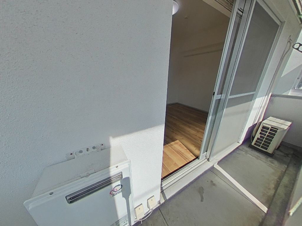 (9/23) バルコニー (9/23) バルコニー