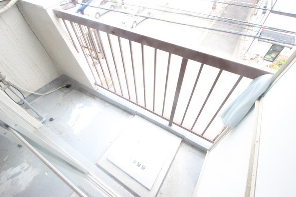 (11/26) バルコニー