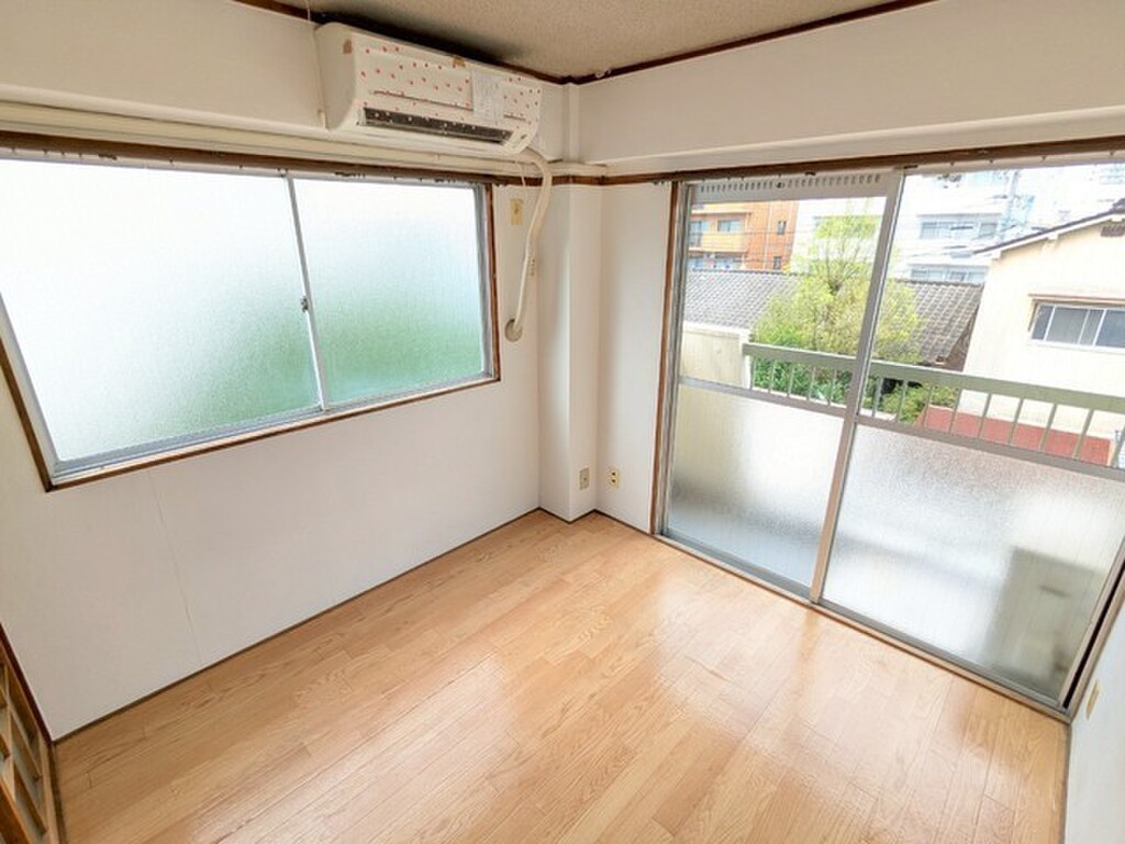 (8/26) 居室・リビング (8/26) 居室・リビング