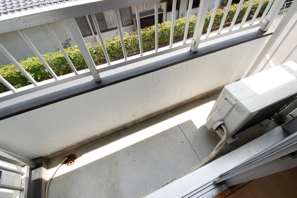 (12/23) バルコニー