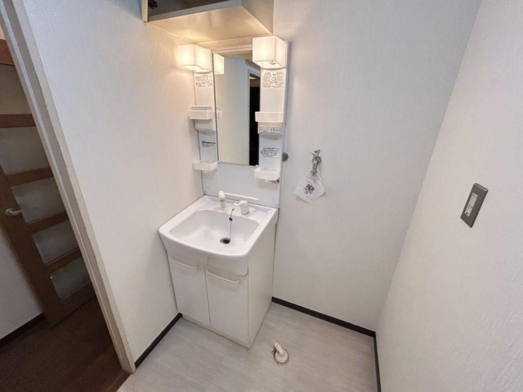 (6/27) 洗面所 (6/27) 洗面所