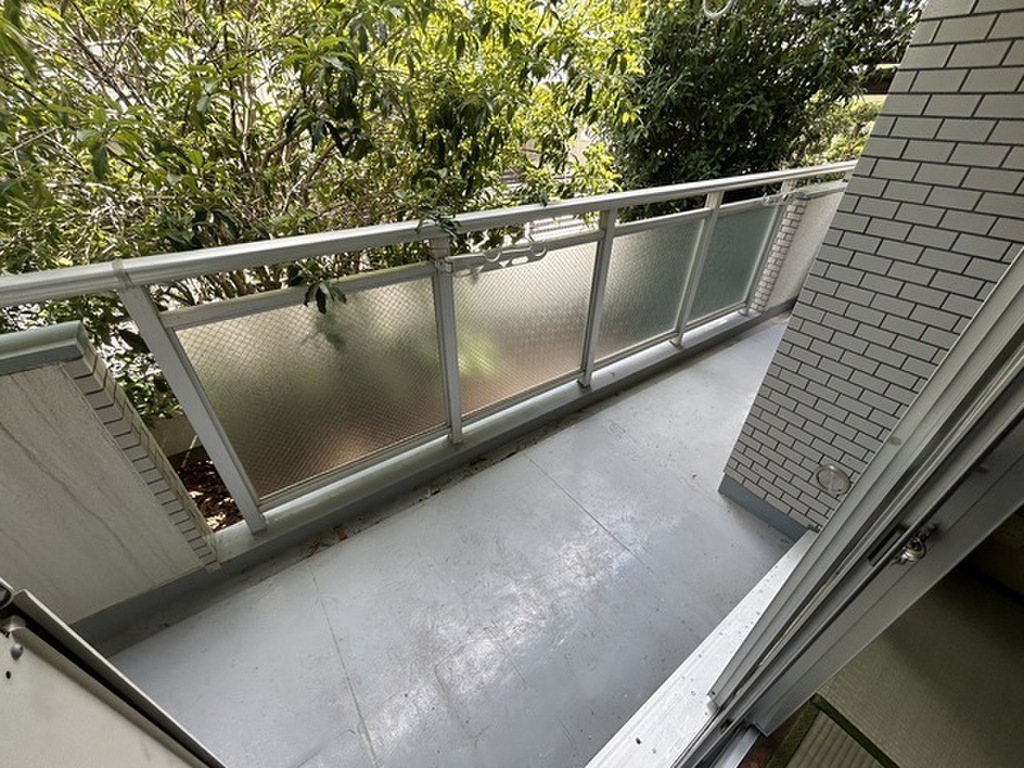 (13/27) バルコニー (13/27) バルコニー