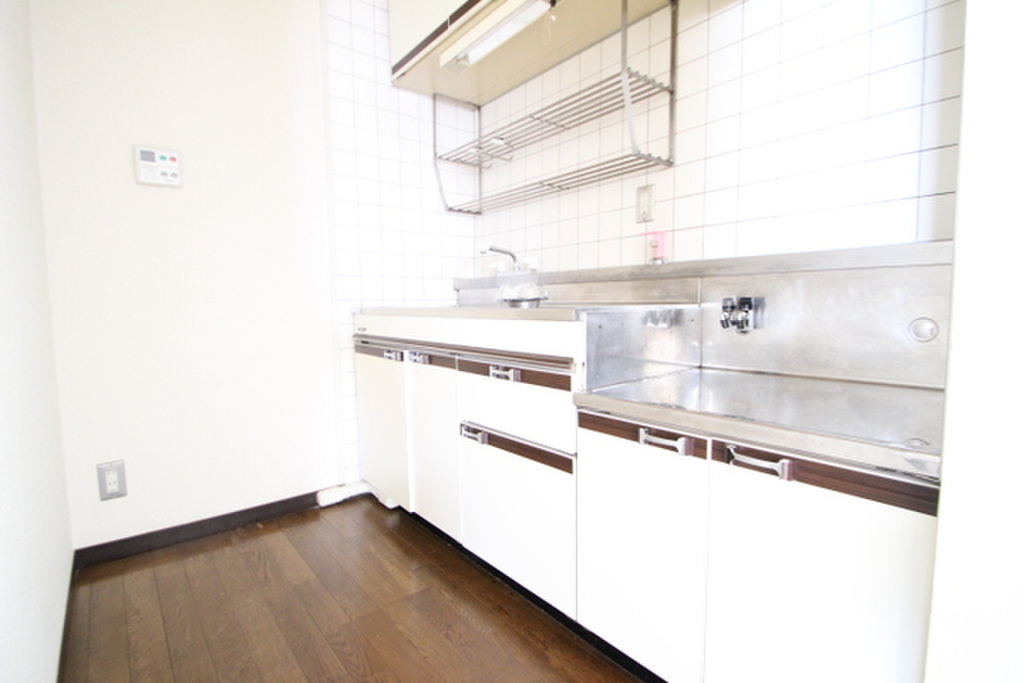 (3/32) キッチン (3/32) キッチン