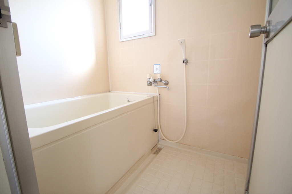 (4/32) バス (4/32) バス