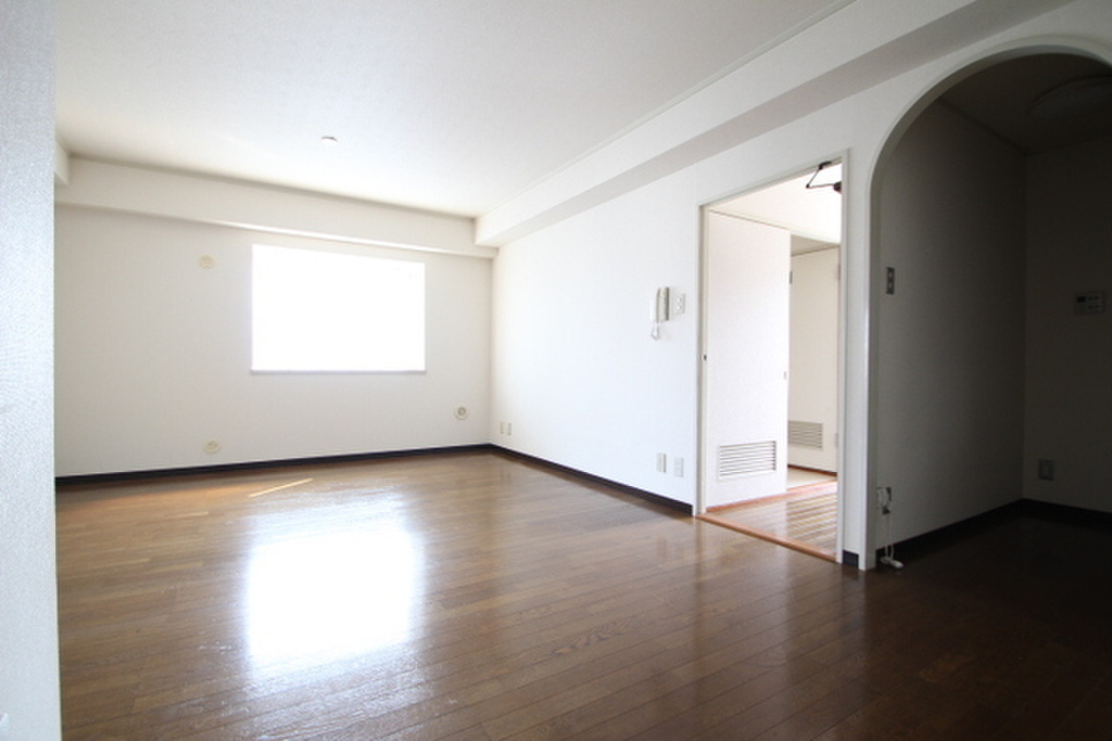 (2/32) 居室・リビング (2/32) 居室・リビング