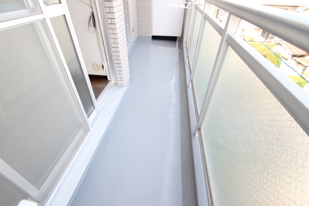 (13/32) バルコニー (13/32) バルコニー