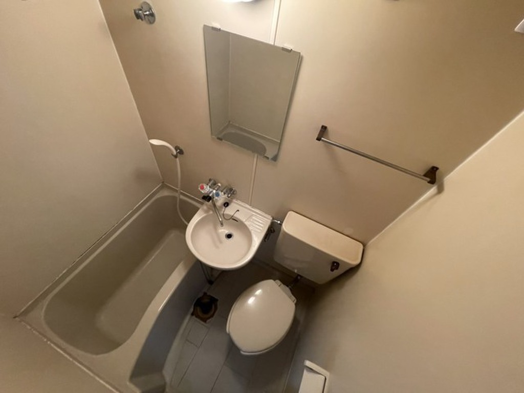 (4/25) ※別号室の写真です