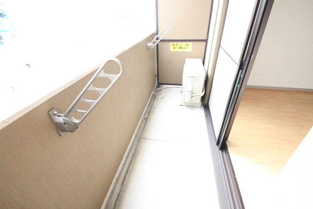 (11/26) バルコニー