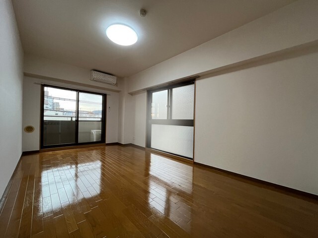エールマンスリー舟入南 1Kの室内