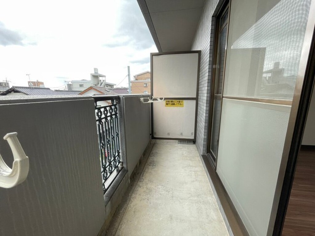 (10/24) バルコニー (10/24) バルコニー