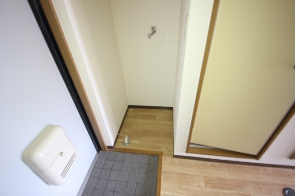 (8/30) 室内洗濯機置き場