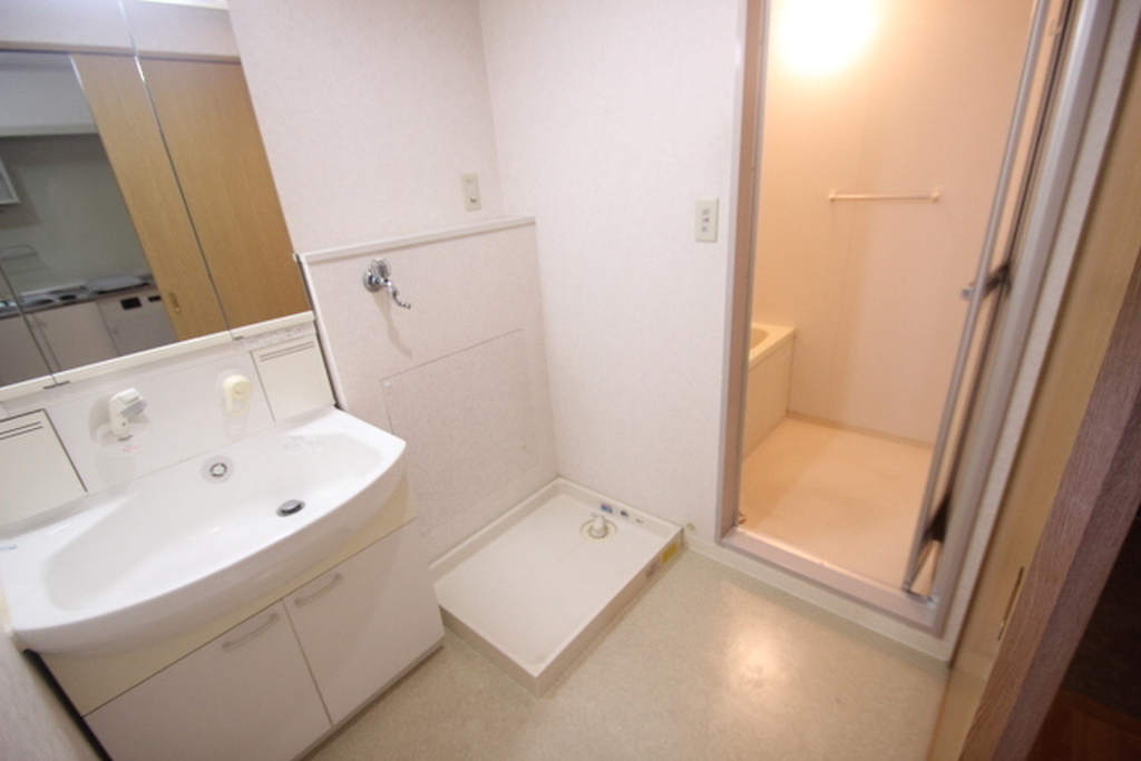 (13/23) 他号室画像