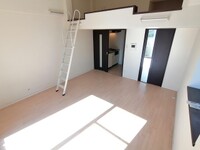 プレジールジョイ西原