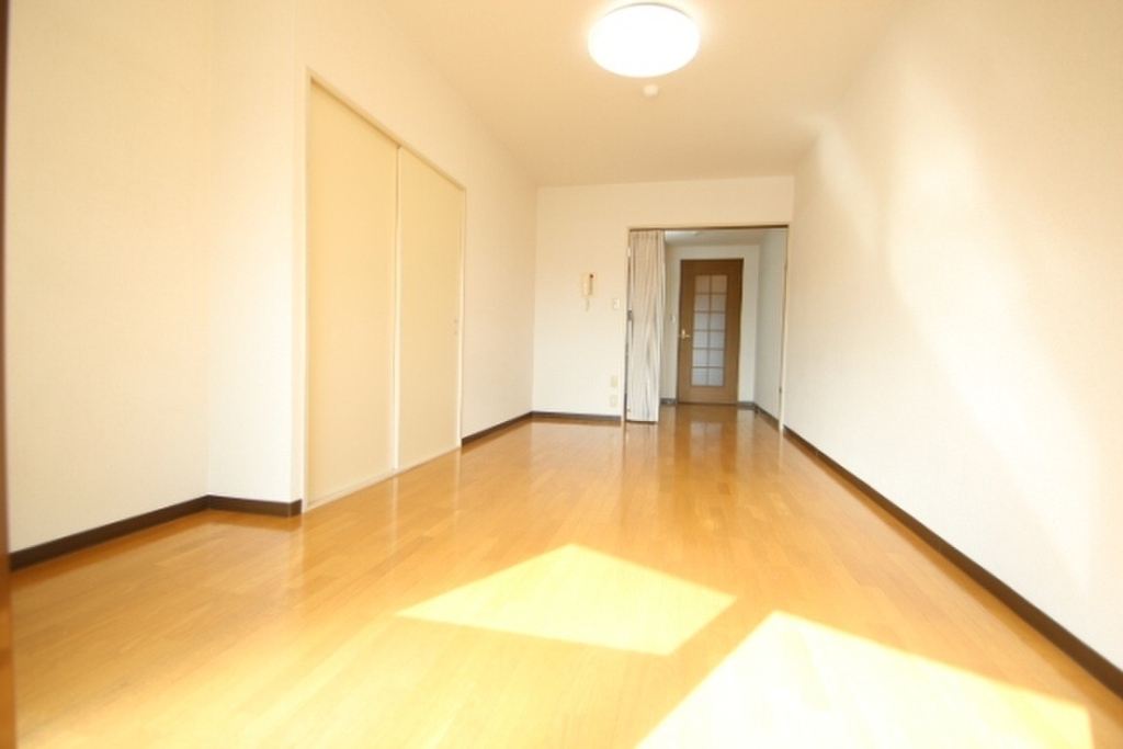 (2/26) 居室・リビング (2/26) 居室・リビング