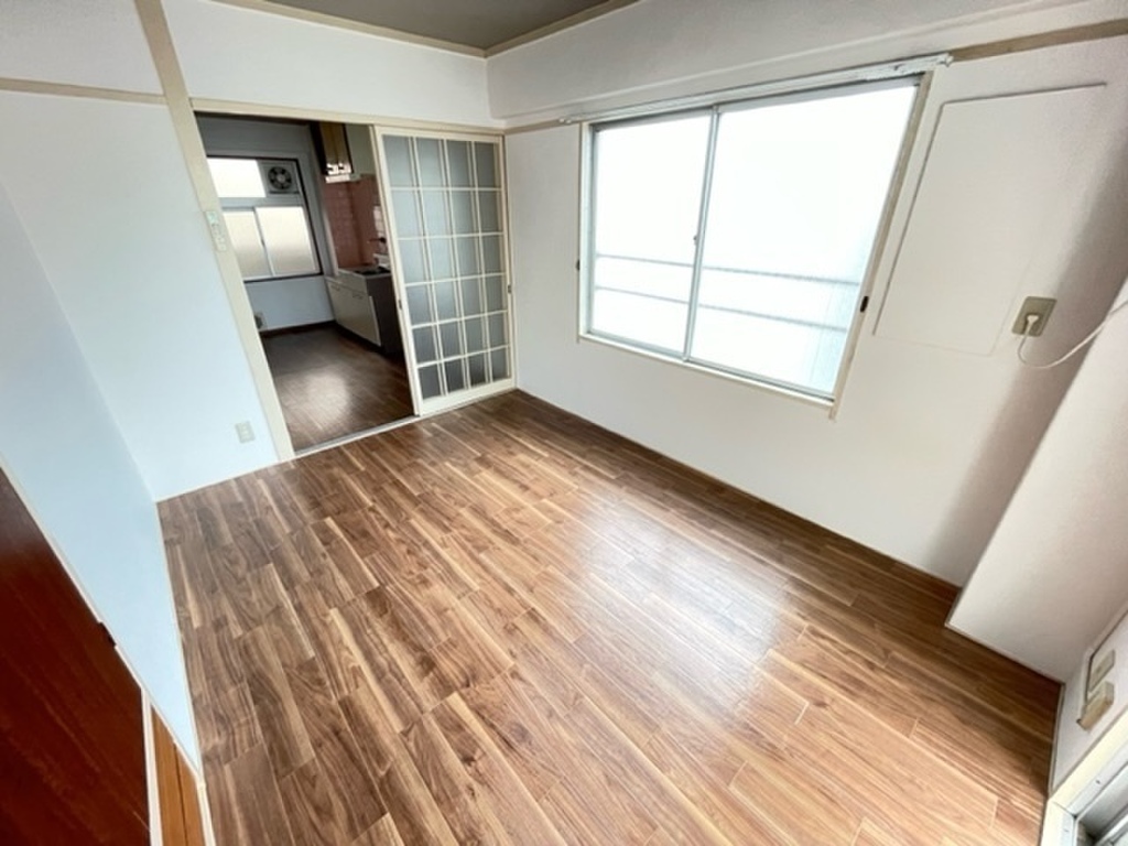 (2/24) 居室・リビング (2/24) 居室・リビング